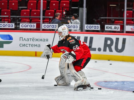 Первая официальная игра на G-Drive Арене: «Омские Ястребы» – «Сибирские Снайперы»