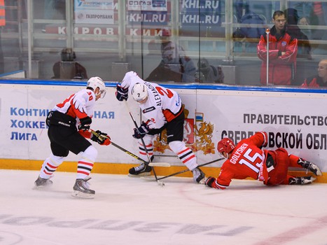 18.09.2015. "Автомобилист" - "Авангард" 3:2ОТ