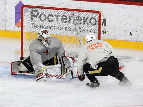 Тренировка «Авангарда» перед матчем в Екатеринбурге