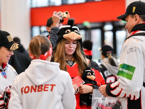 «Авангард» - «Сибирь» 2:1. Вокруг матча