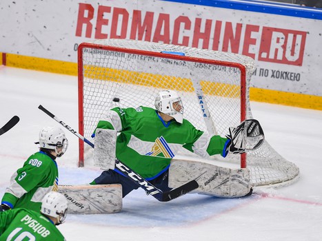 Полуфиналы и матчи за 5-8 места Первенства ЮХЛ в Омске