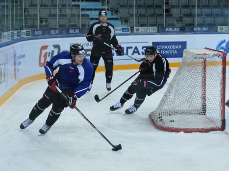 Раскатка "Авангарда" перед домашним матчем с "Барысом"