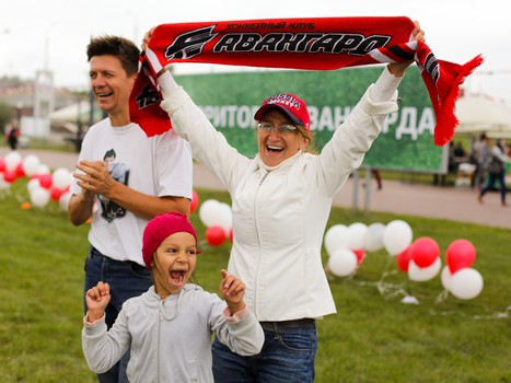 "Территория Авангарда". Часть 1. Площадь у "Арены Омск"