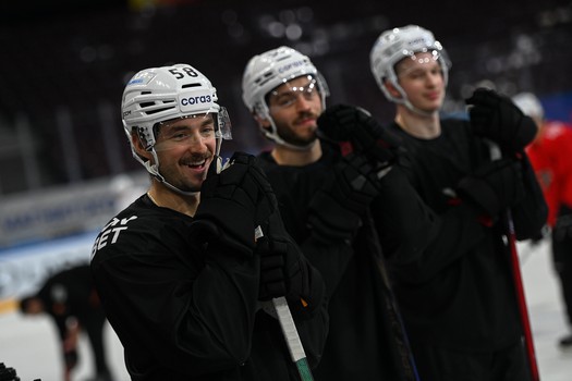 Тренировка «Авангарда» перед матчем в Магнитогорске