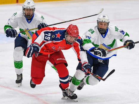 Четвертьфиналы Первенства ЮХЛ в Омске