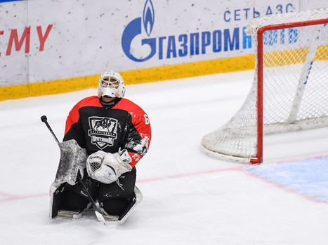 Пятый игровой день финала Первенства ЮХЛ в Омске