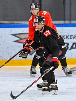 Тренировка «Авангарда» перед отправлением на турнир в Сочи