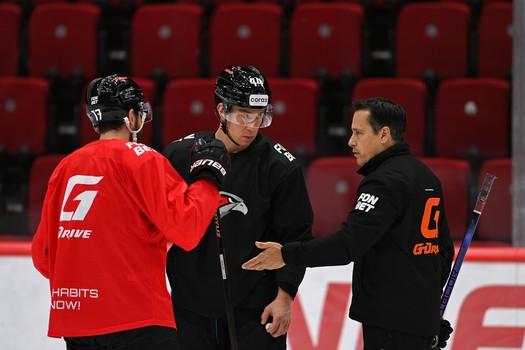 Раскатка «Авангарда» перед матчем с «Салаватом Юлаевым»