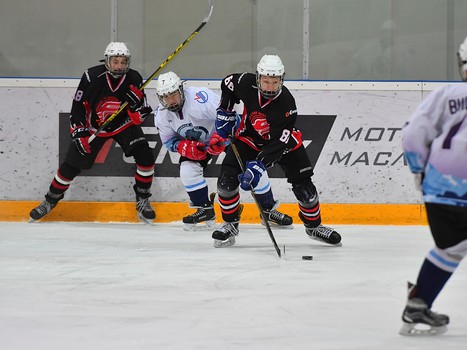 "Авангард"-2001 вышел в финал Первенства России