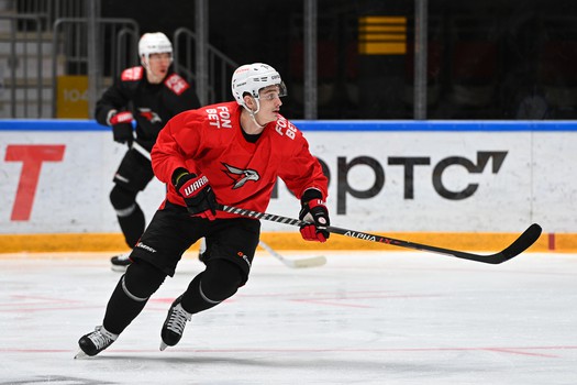 Тренировка «Авангарда» перед матчем во Владивостоке