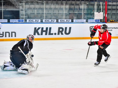 Раскатка "Авангарда" перед матчем с "Автомобилистом"