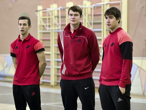 "Физ-ра с "Омскими Ястребами" в школе № 108