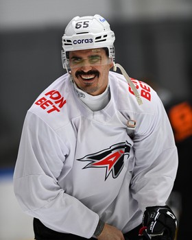 Тренировка «Авангарда» в Хоккейной Академии