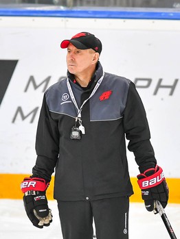 Первая тренировка Чеда Рау в "Авангарде"