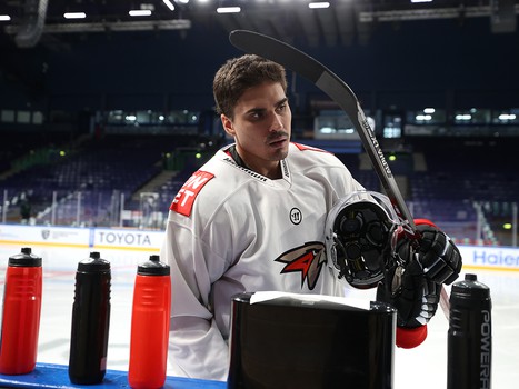 Тренировка «Авангарда» перед вторым матчем серии с «Ак Барсом»