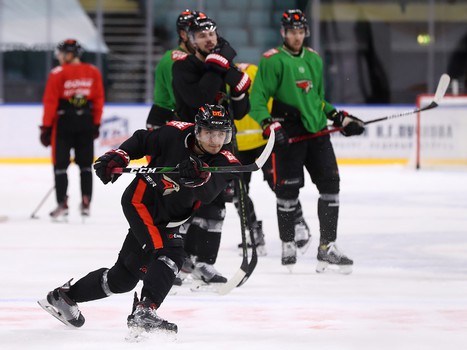 Тренировка «Авангарда» перед стартом турнира в Санкт-Петербурге