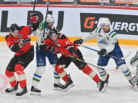 01.03.2020. 1/4 финала Конференции Восток, 1 матч. «Авангард» - «Салават Юлаев» 5:2