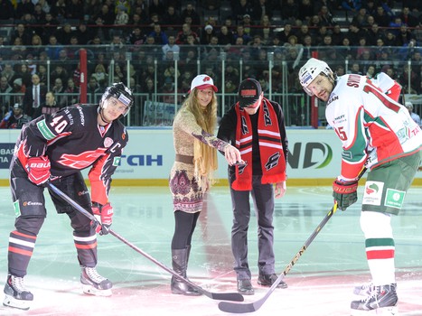 10.01.2015 "Авангард" - "Ак Барс" 3:2