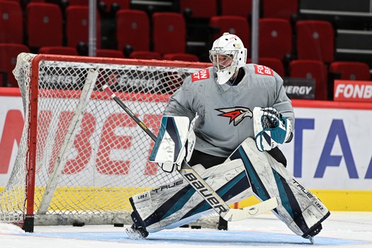 Алексей Мельничук тренируется с «Авангардом»