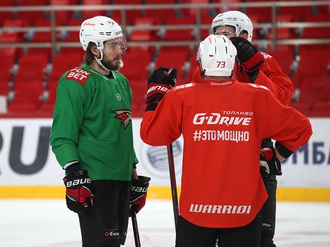 Тренировка «Авангарда» перед матчем в Екатеринбурге