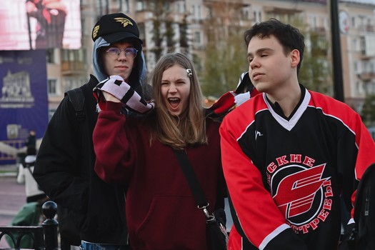 Фан-зона «Авангарда» на Пешеходном Любинском