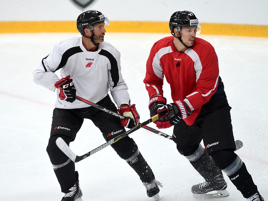 Раскатка "Авангарда" перед матчем с "Нефтехимиком"