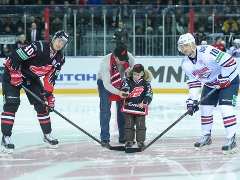 14.01.2015 "Авангард" - "Металлург" Мг 1:3