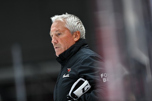 Первая ледовая тренировка «Авангарда»