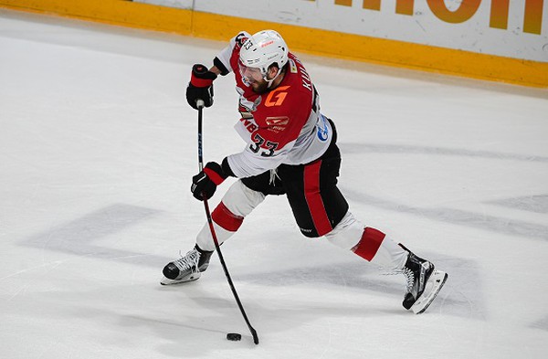 Кулик забил в 3-м матче подряд в серии с «Локомотивом». У защитника «Авангарда» 3 очка в 4 играх плей-офф