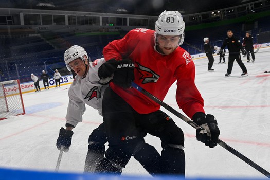 Тренировка «Авангарда» перед матчем в Уфе