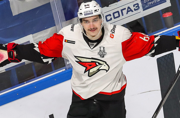 Новый русский в Торонто. Илья Михеев – о переезде в НХЛ и уроках Хартли