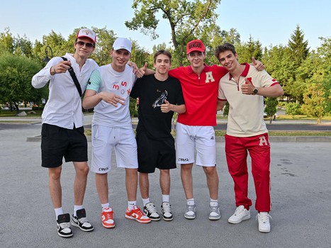 Вечеринка Буэнос Летос в День России