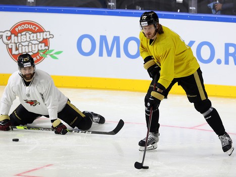 Тренировка «Авангарда» перед матчем с «Ак Барсом» в Дубае