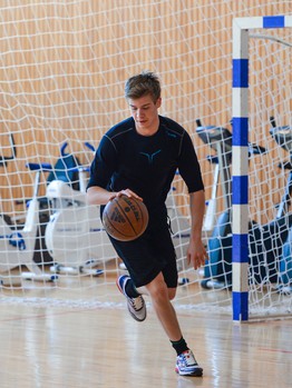 "Авангард" продолжает учебно-тренировочный сбор