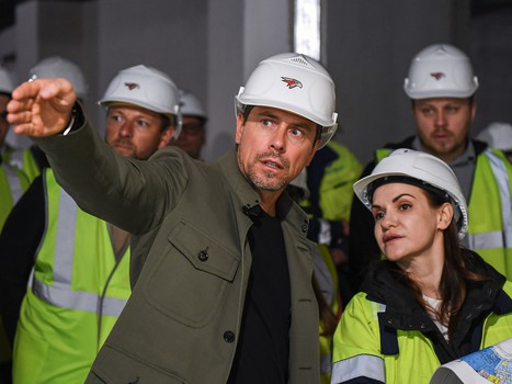 Александр Крылов посетил строительство «Арены Омск»