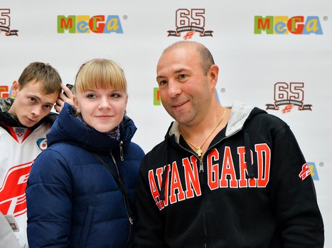 Открытие Fan Store в МЕГЕ