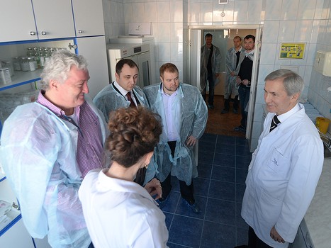 "Авангард" в гостях у детей, проходящих лечение в гематологическом отделении ОДКБ