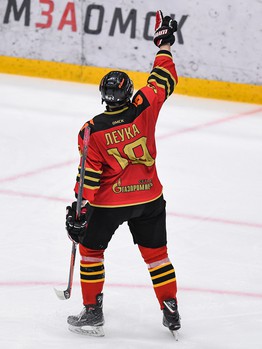 Четвертьфиналы Первенства ЮХЛ в Омске