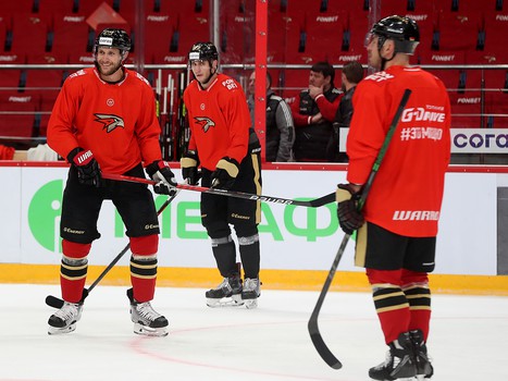 Раскатка «Авангарда» перед матчем с «Адмиралом»