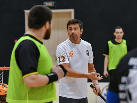 Товарищеский матч по флорболу. «Охранники Крылова» - «Мощные СМИ» 10:2