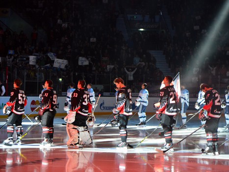 Наша атмосфера. Как поддерживали "Авангард" в сибирском дерби