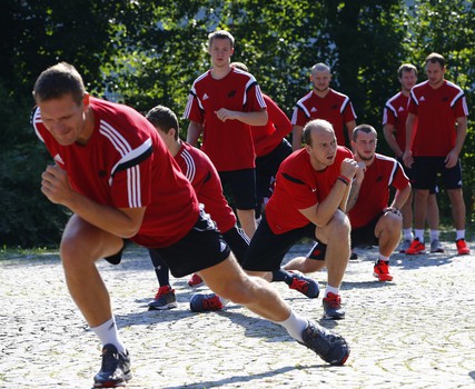 Раскатка перед первым матчем межсезонья в Фюссене