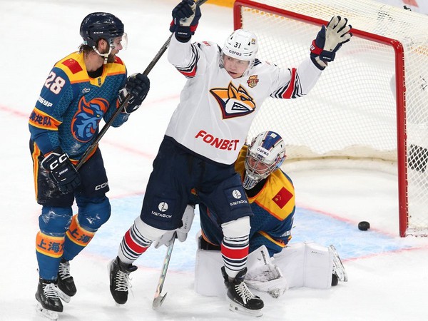 «Магнитка» забила «Шанхаю» семь, «Северсталь» обогнала Минск. Итоги дня в КХЛ