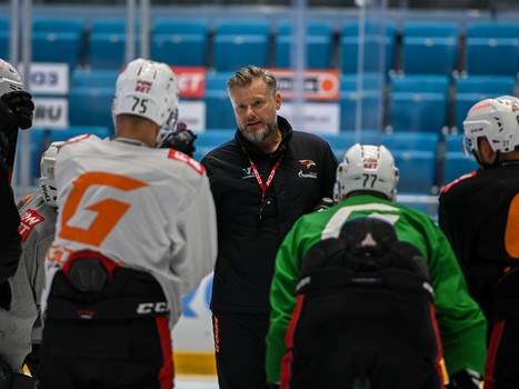 Раскатка «Авангарда» перед матчем в Нур-Султане