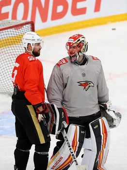 Тренировка «Авангарда» перед матчем в Уфе