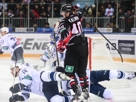 08.01.2015 "Авангард" - "Динамо" Мск 3:7