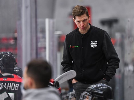 Пятый игровой день финала Первенства ЮХЛ в Омске