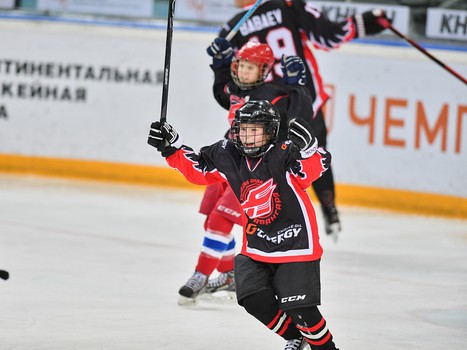 Предновогодний матч "Офисных Ястребов"