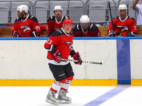 Сборная «Авангард» - Сборная «Газпром нефть» 10:4