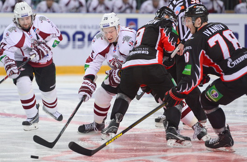 23 октября, 23:30 (омск.вр.) "Динамо" Рига - "Авангард"